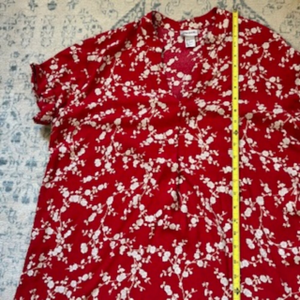 Red Floral Short Sleeve Women's Dress - Picture 8 of 10